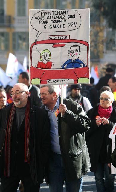 Αντιμέτωπη με την πρώτη μεγάλη απεργία στο Δημόσιο η κυβέρνηση Ολάντ